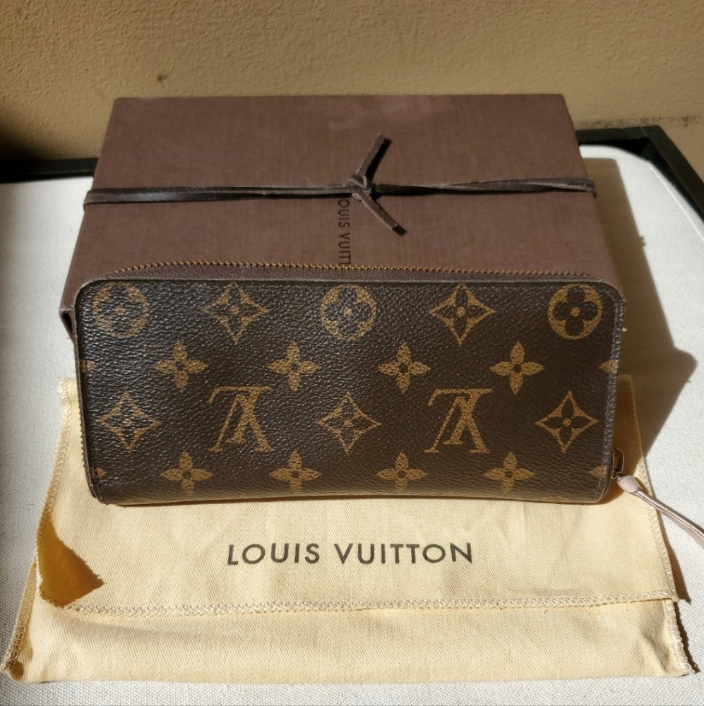 Louis Vuitton Clemence wallet